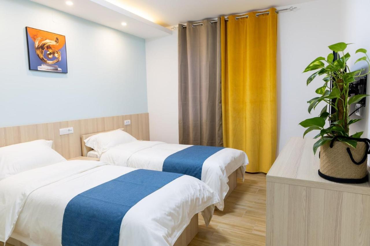 Home In Superior如家 Surcin Екстер'єр фото